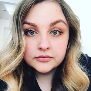 Meet your Posher, Jacquelyn